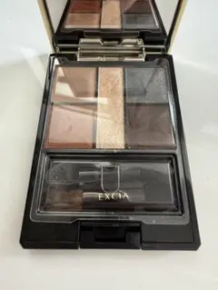 EXCIA エクシア　アイシャドウパレット ブラウン系　アルビオン　デパコスのサムネイル