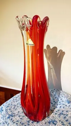 昭和レトロな　Oroald 赤と透明のガラス花瓶