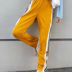 新品　アディダス　アディブレイク　トラックパンツ