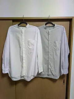 ユニクロ　コットンスタンドカラーシャツ2色セット白グレー