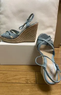 Gucci 水色 クロスストラップ サンダル