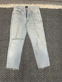 古着 LEVI’S ダメージデニム