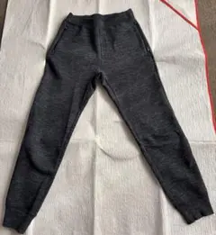 UNIQLO ドライスウェットパンツ　ダークグレー（150）