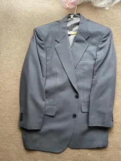 グレー ブレザー 2つボタン