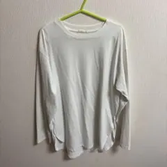 ホワイト 長袖 Tシャツ シンプル