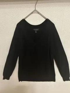 バナナリパブリック　綿レーヨンニット　黒　 深Ｖネック　大人　オールシーズン