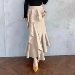 【最終値下げ】eimy istoire ペプラムラインラッフルマーメイドスカートのサムネイル