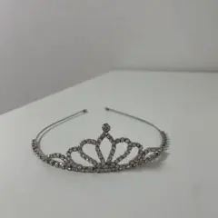 シルバー ティアラ 王冠型 クリスタル付き