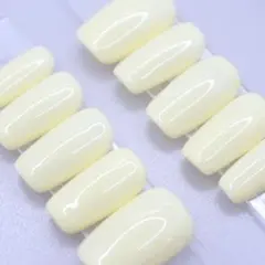1214 ネイルチップSサイズ 韓国 ちゅるん ワンカラー シンプル 上品　黄色