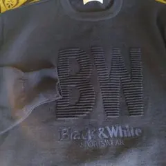 Black ＆ White ニットセーターのサムネイル