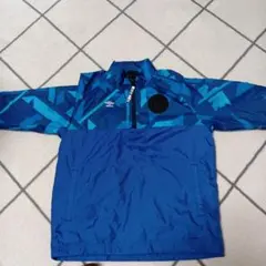 umbro ピステ140㌢・ウィンドブレーカー 青