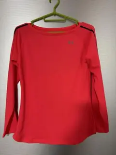 UNDER ARMOUR 長袖シャツ