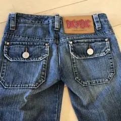 Item thumbnail for item c6aa707f-221e-4777-9ef0-6f7523c54646