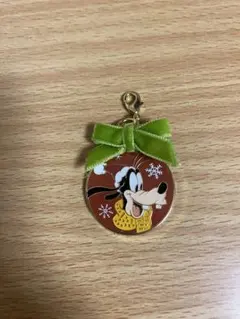 東京ディズニーリゾート チャーム クリスマス 2025 グーフィー