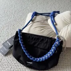 Topologie ショルダーバッグ 黒/青