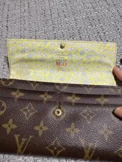Louis Vuitton モノグラム 小花柄長財布