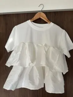 LIAN同型新品タグ付 シャイニーフリルTシャツ オフホワイト フリーサイズ
