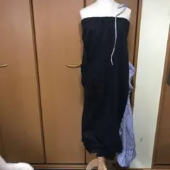 ★ハンドメイド★片方ストラップレスロングワンピース★黒系×ストライプ 素敵です