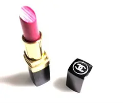 CHANEL 口紅 ピンク系　中古品のサムネイル