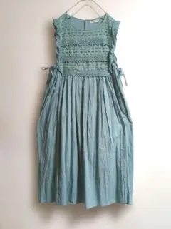 VALENTINO ワンピース Aライン 刺繍 カットワーク42 カーキ - メルカリ