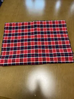 赤と紺のチェック柄 ワッフル生地　170×200 布　ハギレ　薄めの生地