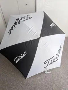 タイトリスト　ゴルフ用　アンブレラ　傘　ブラック&ホワイト　Titleist