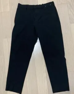 UNIQLO 黒 スラックス メンズ　Sサイズのサムネイル