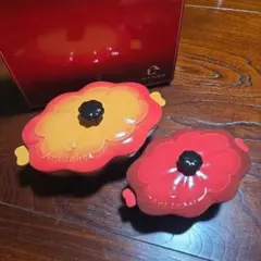 【新品】グラタン皿　花型　Art Label　赤・オレンジセットのサムネイル