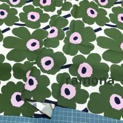 廃盤レア マリメッコ 生地 ミニウニッコ グリーンピンク2016カラー