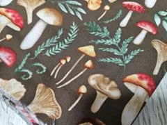 大SALE✨USA fabric きのこ柄