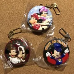 ディズニーランド クリスマスファンタジー2001 2002キーホルダー（非売品）