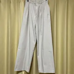 タックワイドパンツ ホワイト