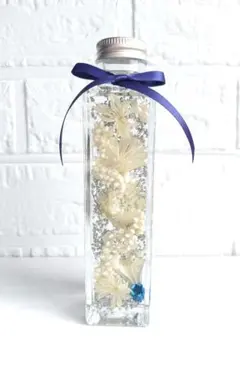 ハーバリウム　白