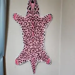 ヒョウ柄 アニマルモチーフ ラグ マット ピンク