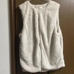 Ventviolet アイボリー ファーベスト