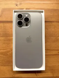 2026年最新】Apple スマートフォン カラー：ナチュラルチタニウム