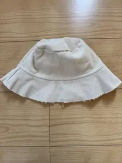 ベビーハット　アイボリー　コーデュロイ