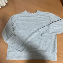 ユニクロ　ソフトニットフリースクルーネックT