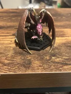 モンスターハンター メル・ゼナ(血氣活性状態) フィギュア