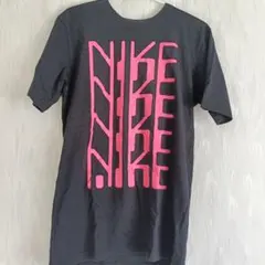 NIKE ロゴプリント Tシャツ 黒/ピンク Mサイズ