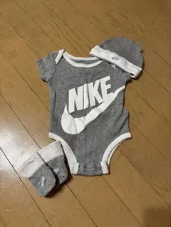 nike ベビー3点セット　0-6ヶ月