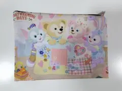 ディズニーポーチ　ダッフィーフレンズ