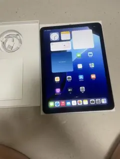 q*n様 Apple iPad Air4 256gb バッテリー93%