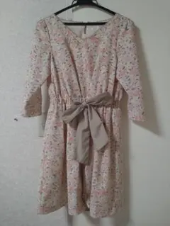 Feroux 花柄七分袖ワンピース