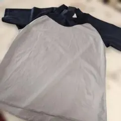 アディダスシャツ