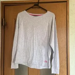 THE NORTH FACE MOUNTAIN ATHLETICS 長袖Tシャツ