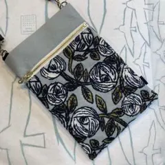 226ミナペルホネンrosy ミント　サコッシュ　スマホショルダー