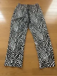 PAGEBOYLIM ゼブラ柄 바지