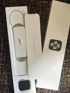 Apple Watch SE 40mm シルバー