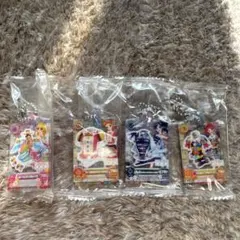 アイカツ アクリルキーホルダー4個セット